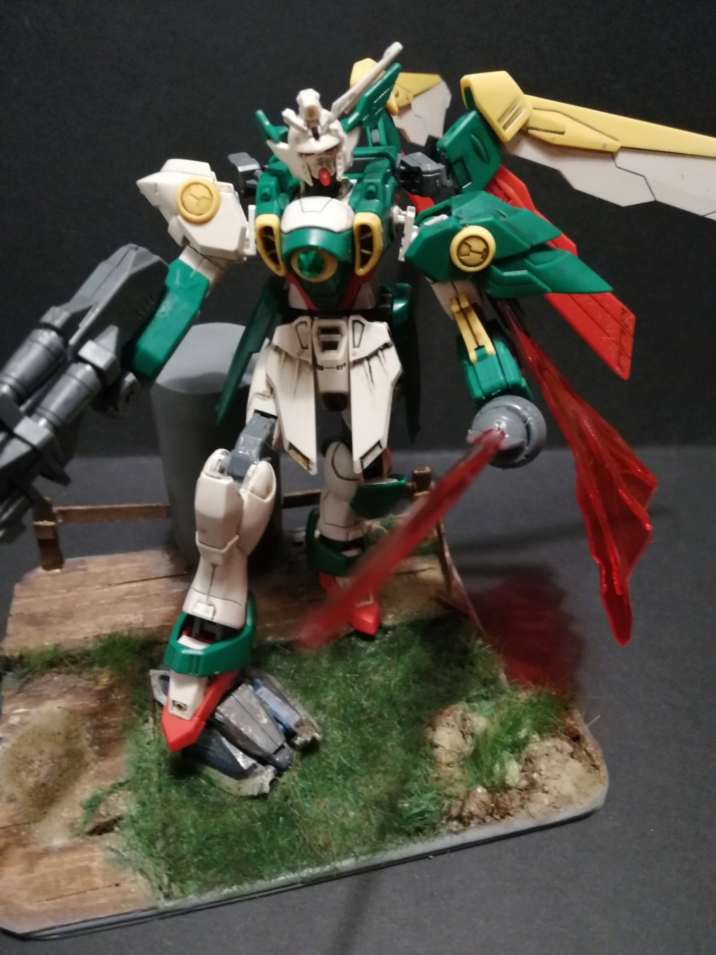 WING GUNDAM FENICE 1/144 et  Img_2182