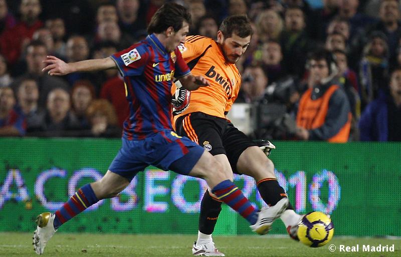 FC Barcelona : Messi dhe Casillas 30210