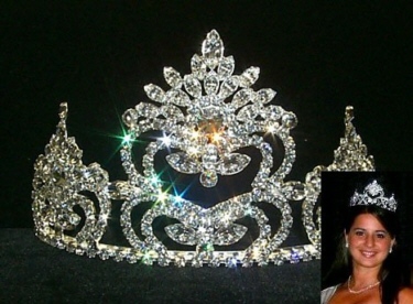 Beautiful Crown and Tiara all over the world :D Imbhag10