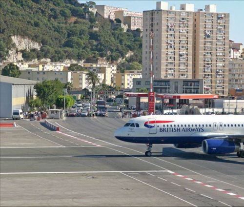 Gibraltar Airport - 10 Pics Archi149