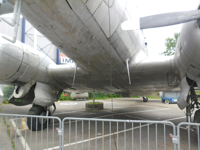 Beginn der Restaurierung einer DC-3 im Technikmuseum Speyer. 810