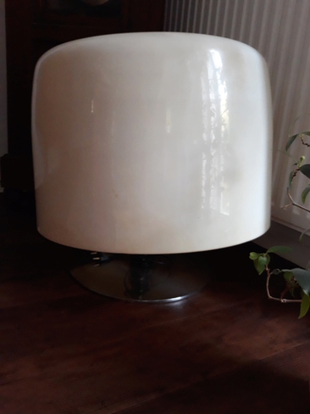 Need help to identify huge table/floor lamp 20220810