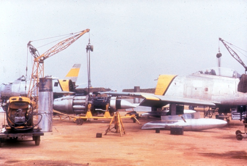 F-86F Airfix 1/72 tout ouvert + réacteur scratch J47_en10