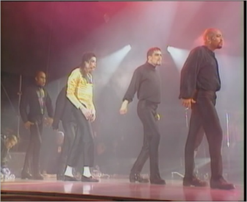 [DL] Michael Jackson in Russia 1993-1996 Russia15
