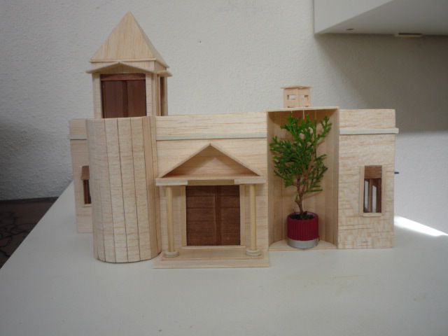 Maison "Style" [balsa 1/50°] de alexander47 P1080835