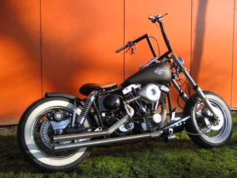 Superbe Harley Davidson pour Outlaws 1981_h10