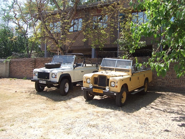 My Landrovers over the years... Tembo_12