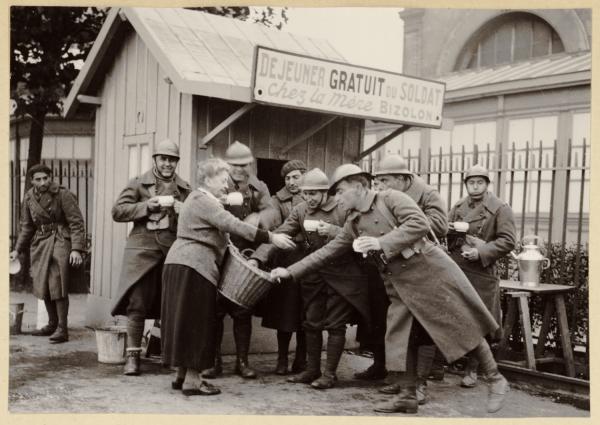 Dossier : Les femmes et la Grande Guerre (Hayet) Mere_b10