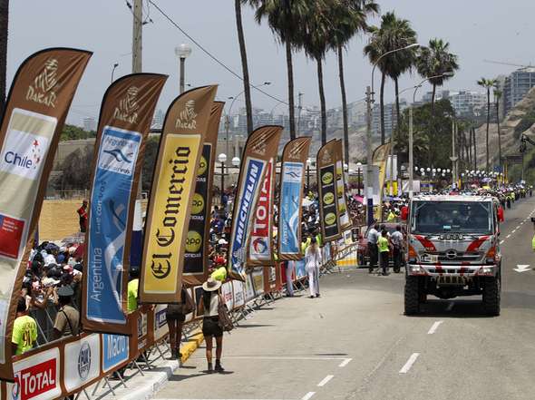 Imágenes del inicio del rally "Dakar 2013" 1ra510