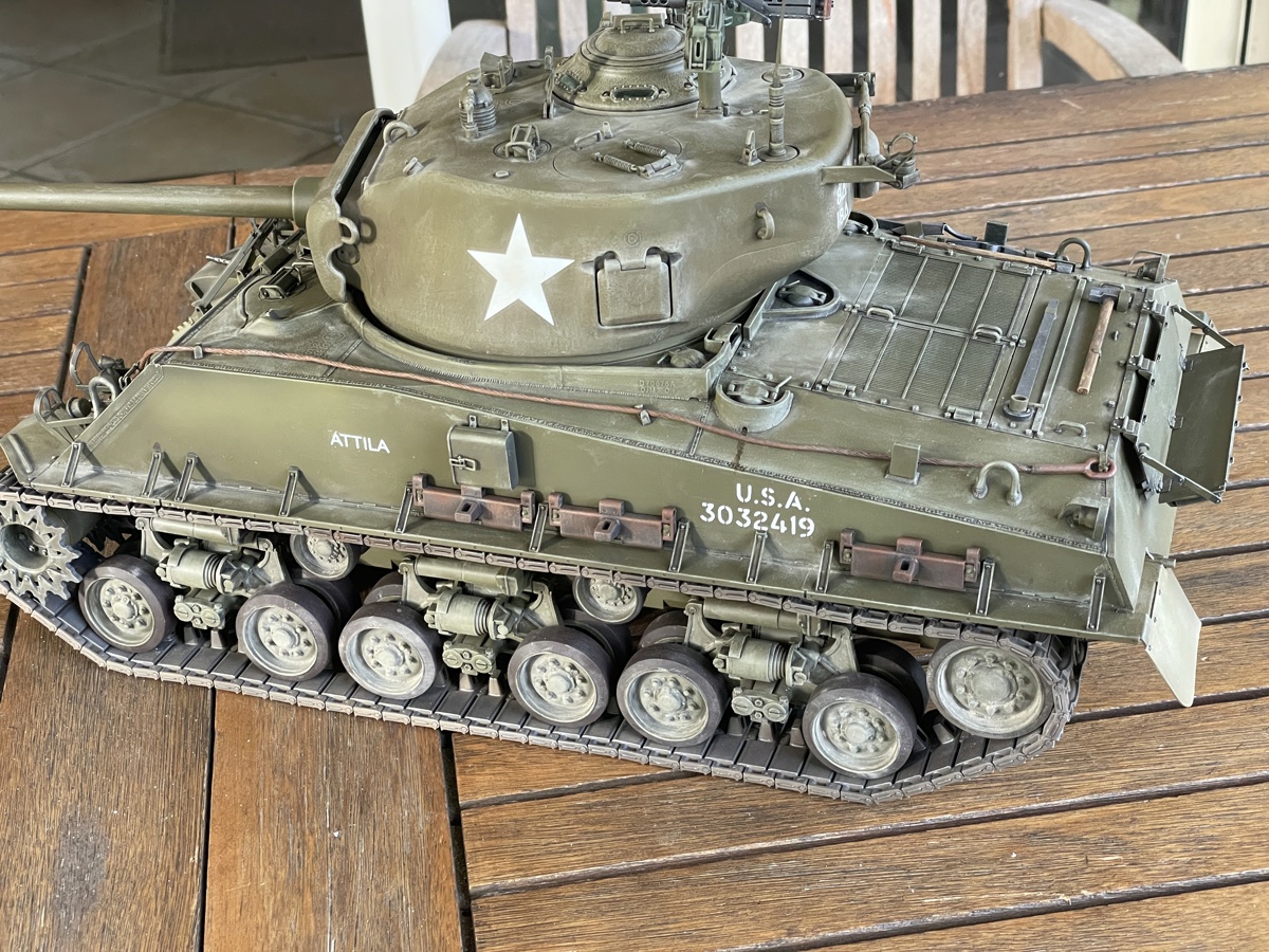 Sherman M4A3E8 [Andy's Hobby 1/16] Img_9410