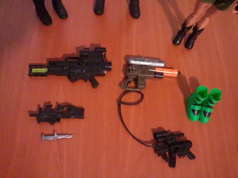 Tutto quello che c'è a 20 EURO!!! (EXTREME DINOSAURS, ACTION MAN, WWF, SFRIZZO TI SCHIZZO, BIA, CAPITAN FUTURO ...) Wp_00270