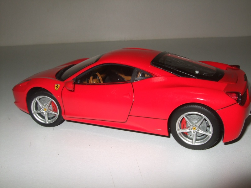 Ferrari 458 Italia (Revell 1:24) Ferrar30