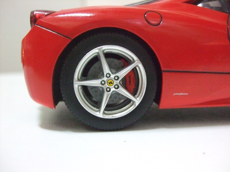 Ferrari 458 Italia (Revell 1:24) Ferrar35