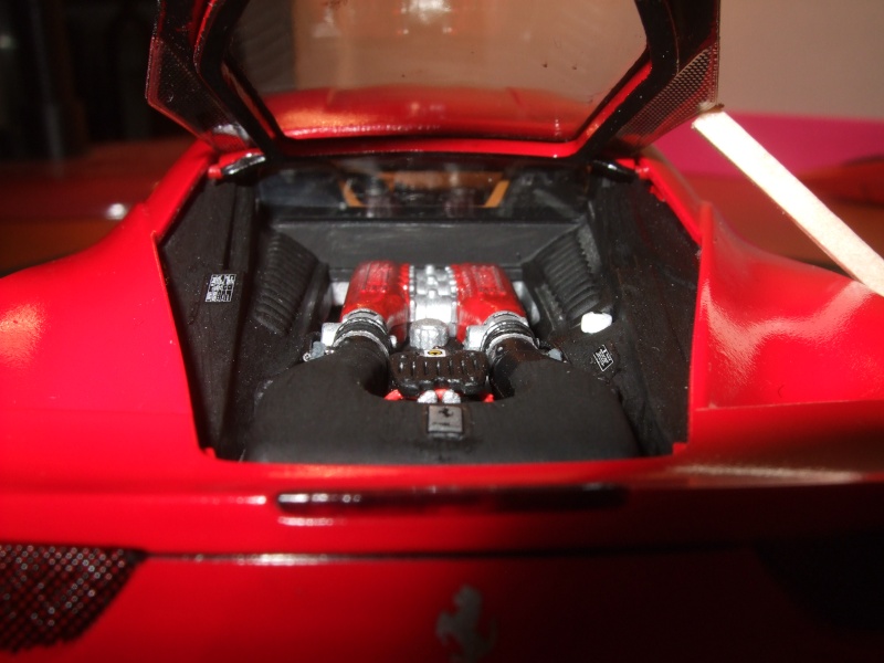 Ferrari 458 Italia (Revell 1:24) Ferrar38