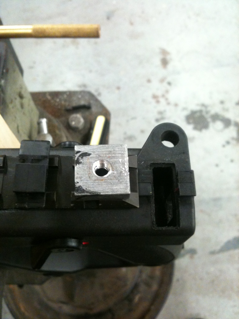 SDP rear sling mount block delete + DIY Vector quick release sling pin B9967010