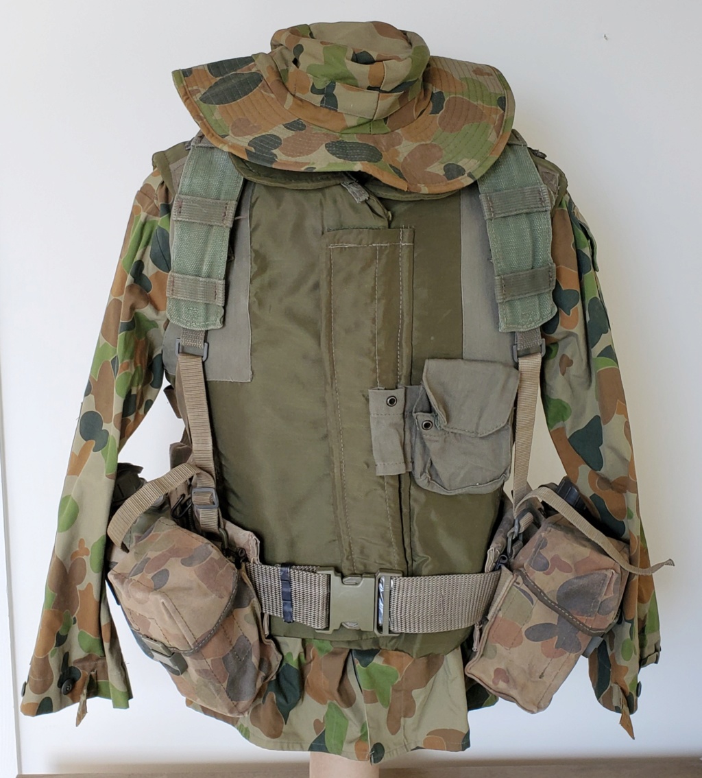 Australian Gear Used in Somalia 1992-1994 20200418