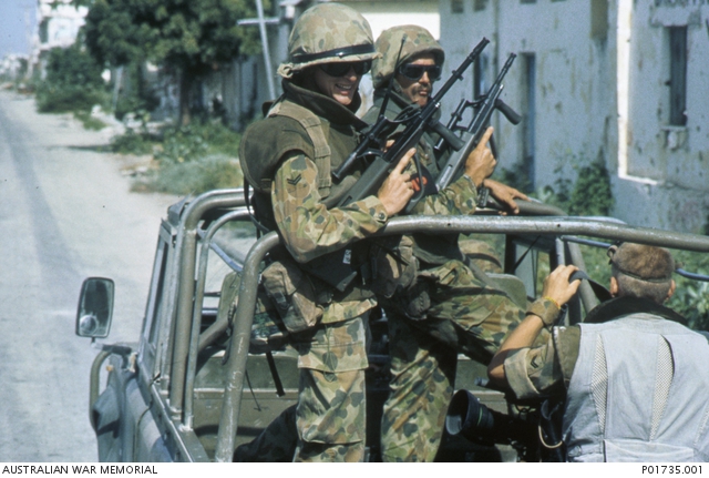 Australian Gear Used in Somalia 1992-1994 37922210