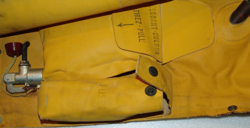 Aviation : le gilet de sauvetage Aviorex et Aérazur type 12 Dsc09633