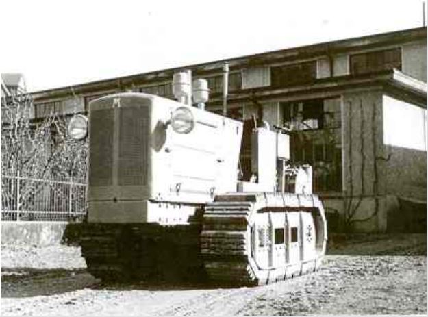 Le tracteur LW de LA LICORNE a été fabriqué sous licence MOMMENDEY (SUISSE) 0_1332