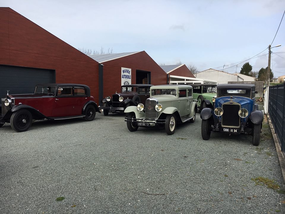 MUSEE AUTOMOBILE de CIRÉ D'AUNIS => Le Thou 977