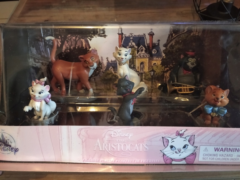 Les Sets de Figurines de Disney Store et Disney Parks - Page 6 Img_2024