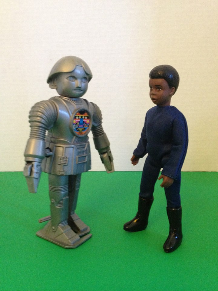 Any interest in sculpts from Buck Rogers the TV series? My_cus22