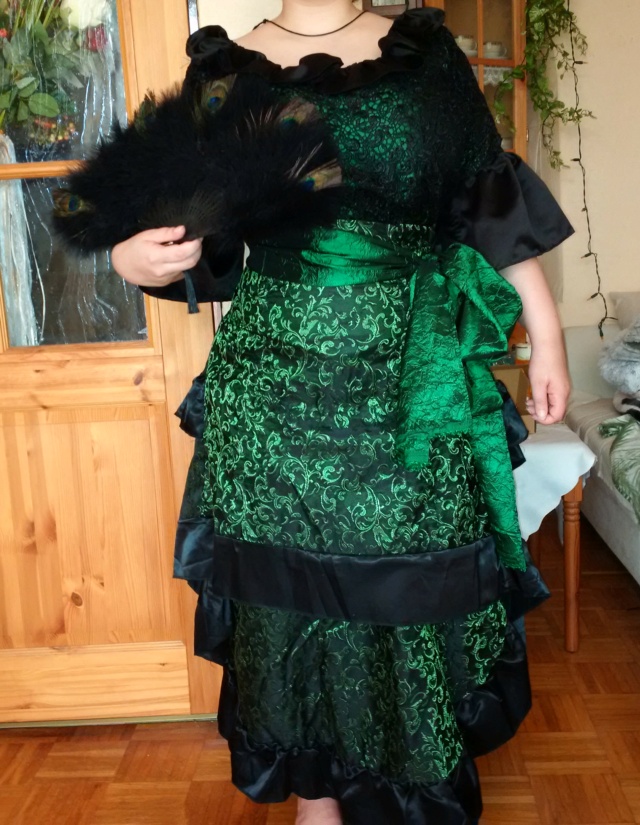 Kleid in Schwarz-Grün für Feiertage Dress_12