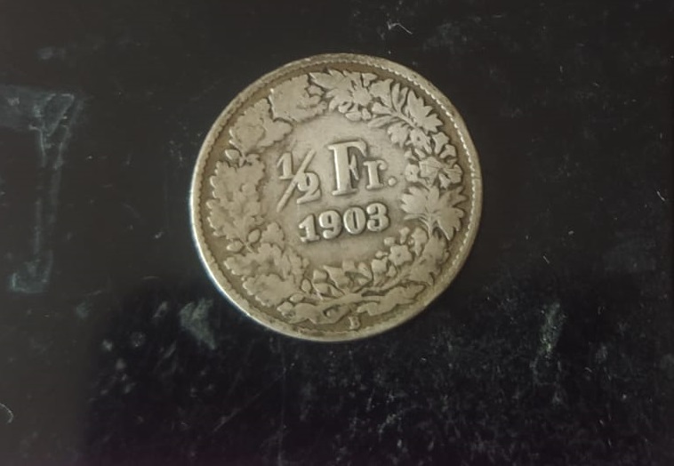 Suiza, ½ Franco de 1903 (plata). Img-2521