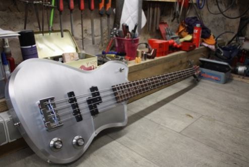 Meloduende The Fury Bass. 010