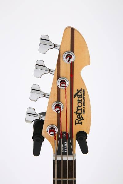 Retronix R-800B Bass. Images67