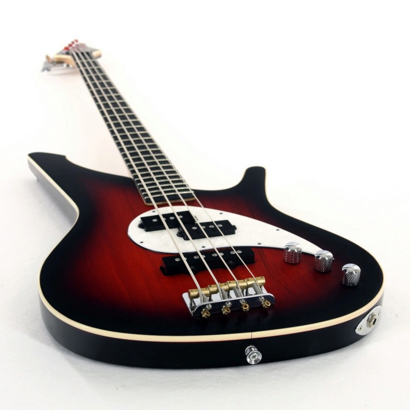 Manne Fillmore Electric Bass.  P4020011