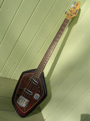 Domino Californian Bass. Whatsa11