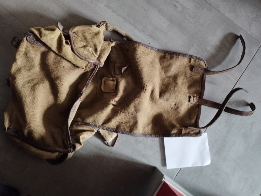 Restauration d'une épave de sac français modèle 1935  16597313