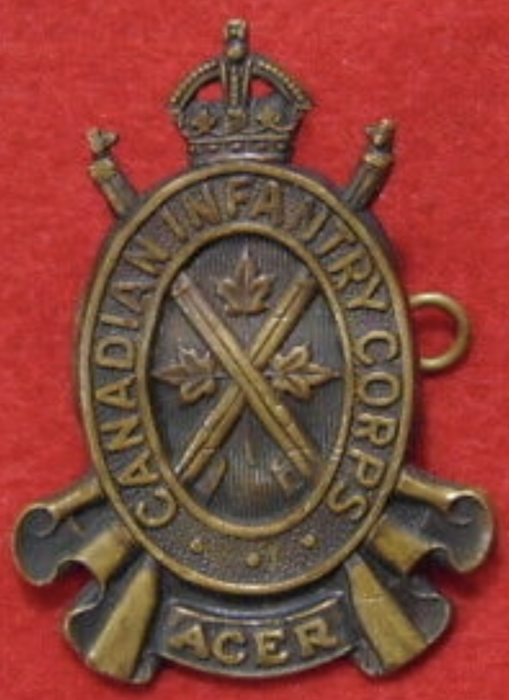 Demande d’aide identification cap badge Canada 1945 Fd9f6210