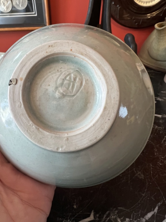 Look like Chinese celadon bowls but confused by the AH mark  45adb010