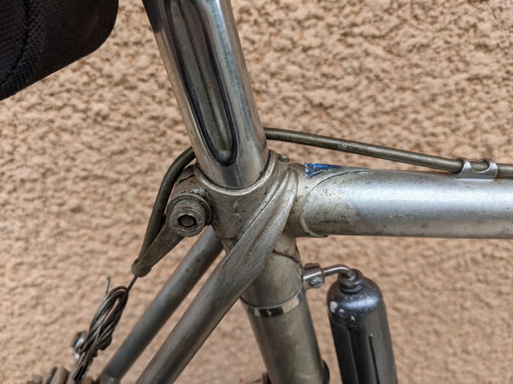 Stronglight - Pizza inconnue en Vitus 172 avec dérailleur arrière Stronglight Routie15