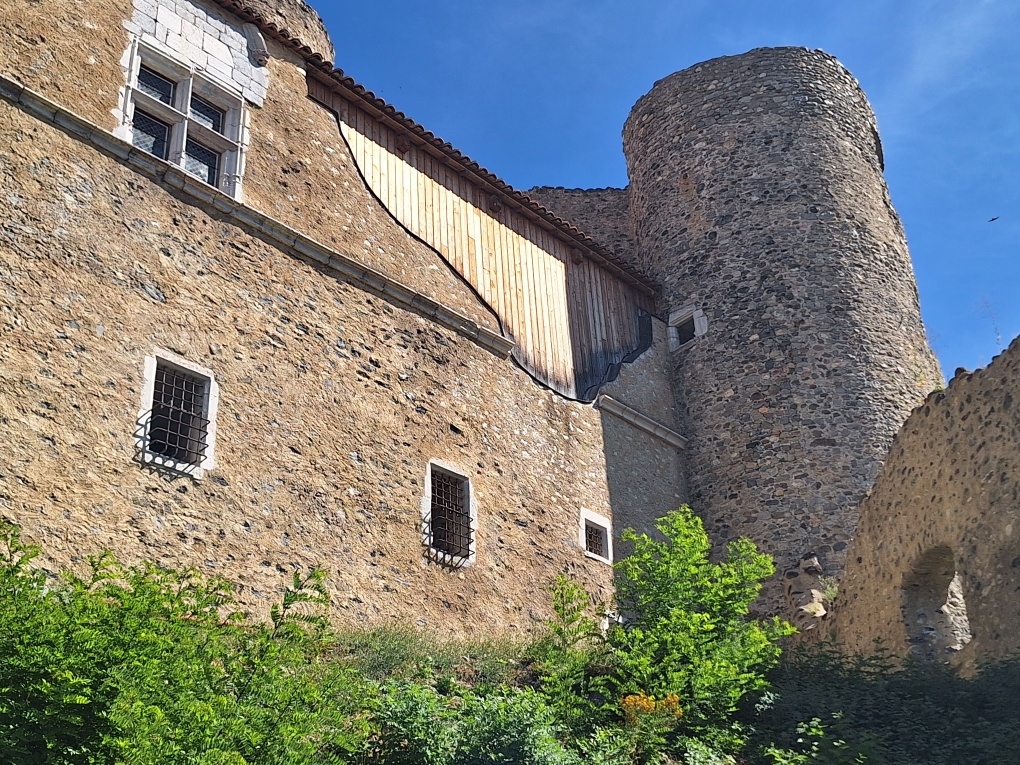 Balade en [ France], le Château de Tallard. Hautes Alpes. Img_2015