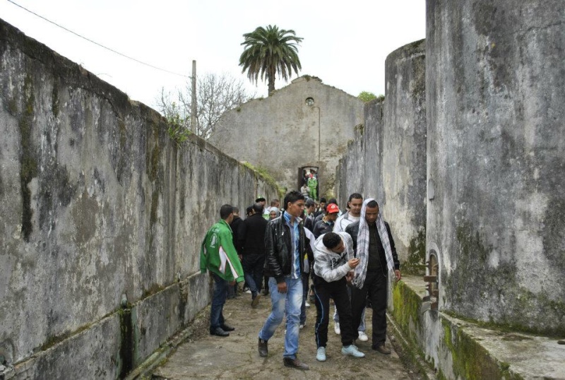 visite d'un ancien centre de tortures à Aokas 1212