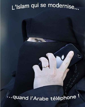 L’islam se modernise : i Phone 5 et burqa !  Islam_10