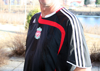 New Kits Away of LFC for season 2007/2008 - Page 2 Europe10