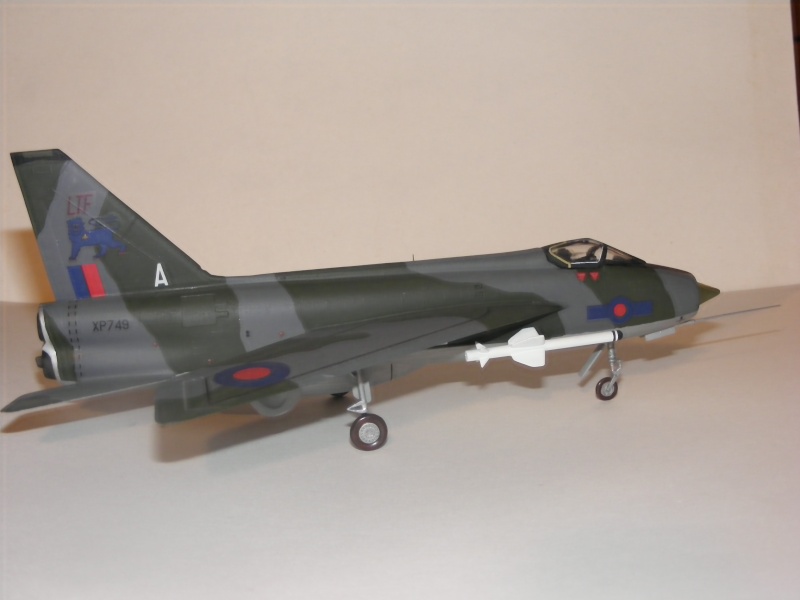 Lightning F-3 Airfix 1/72 (bis) 2007_162