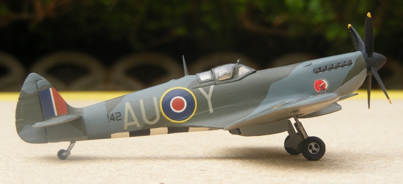[Conversion Heller-Airfix] Spitfire Mk XVI e 1/72 (VINTAGE) 2007_191