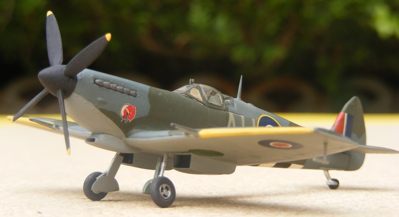 [Conversion Heller-Airfix] Spitfire Mk XVI e 1/72 (VINTAGE) 2007_193