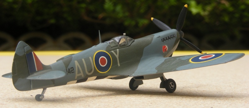 [Conversion Heller-Airfix] Spitfire Mk XVI e 1/72 (VINTAGE) 2007_195