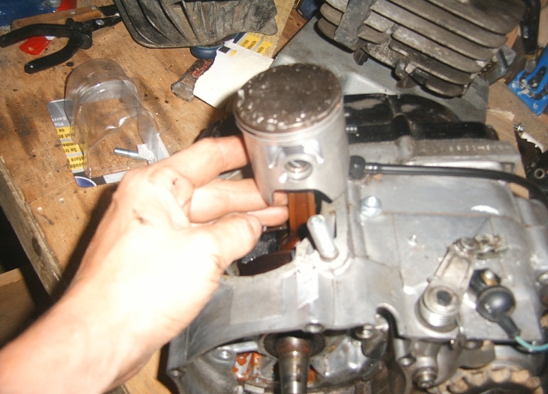 Tuto Photo: demontage et remontage haut moteur Piston10
