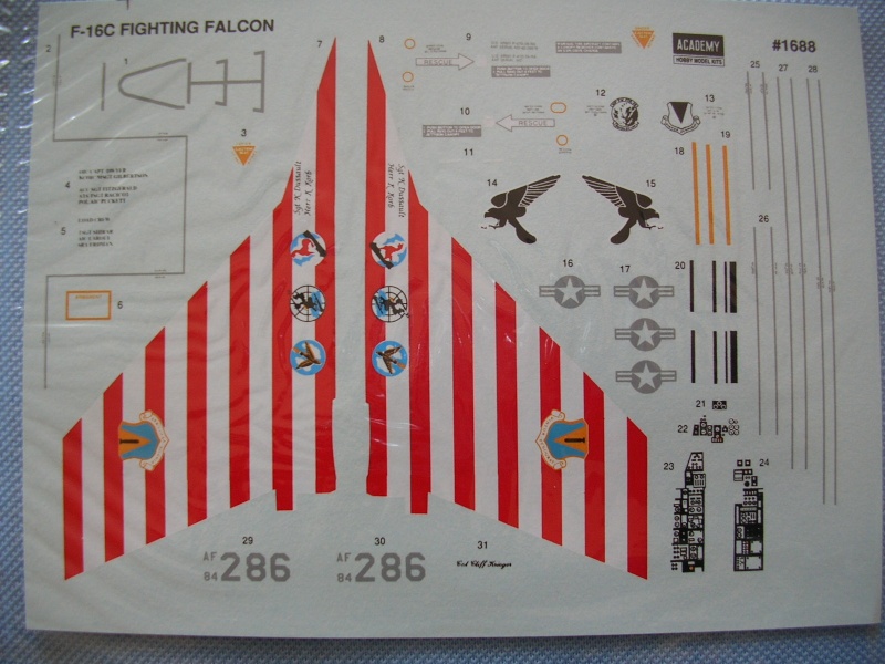 [Academy] F-16A/C Dscn1512