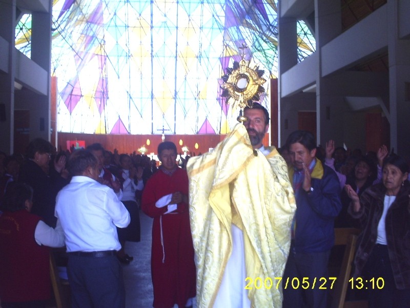 Fotografas  durante la fiesta de Pentecosts  - Huaraz S4030114