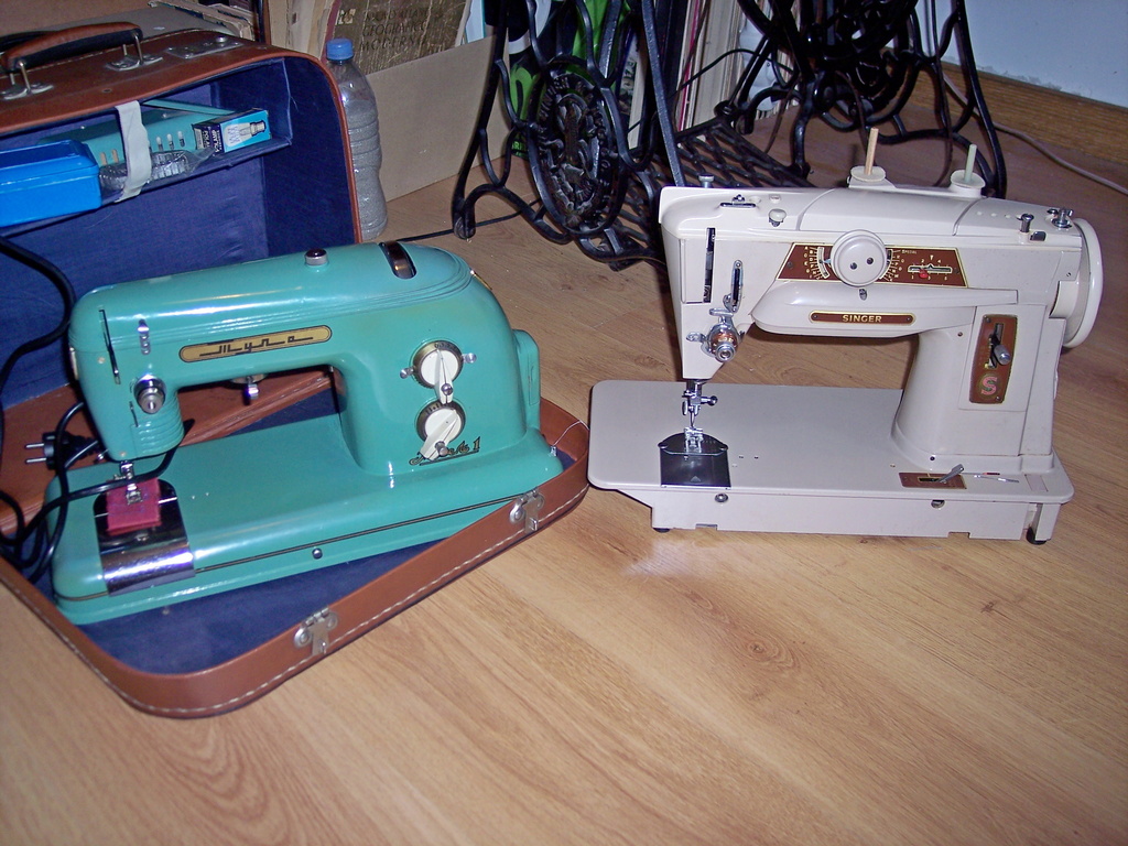 La machine qui venait du froid :Тула, швейная машинка 100_7810