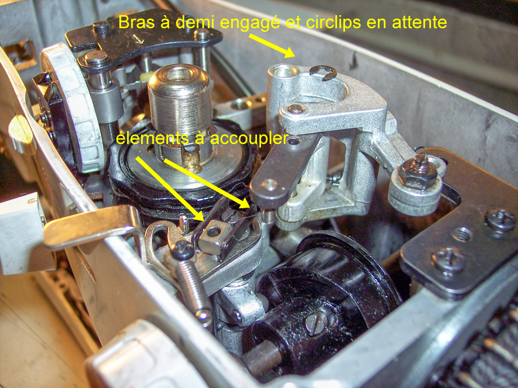 ELNA Supermatic SU : remplacement du condensateur et révision générale. 100_8135