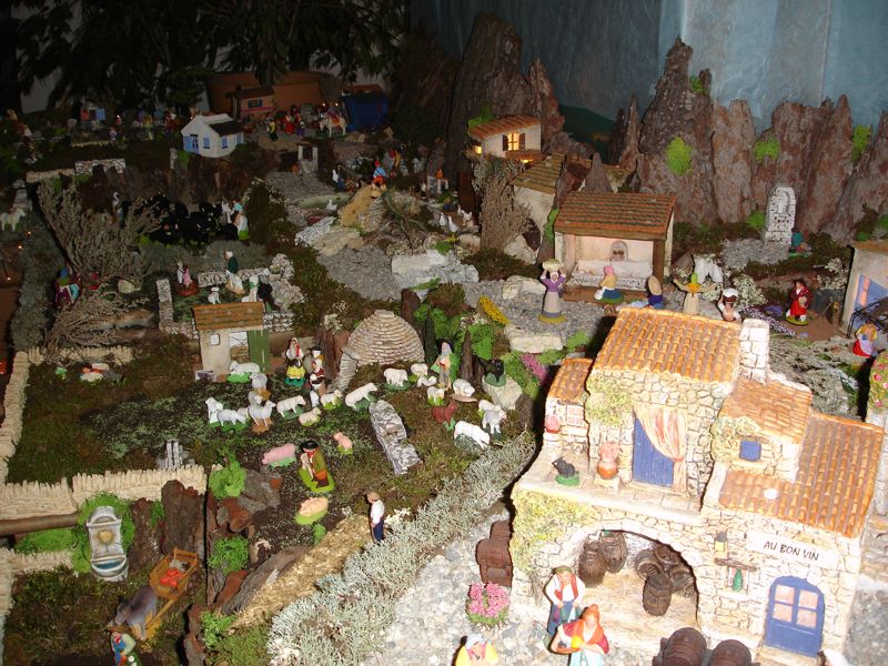 Crèche provençale Dsc04613